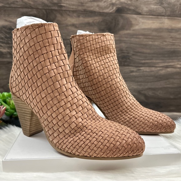 NIB Sbicca Parkman Woven Leather Cone Heel Shooties Ankle Booties Boots Tan 8 - Picture 5 of 13